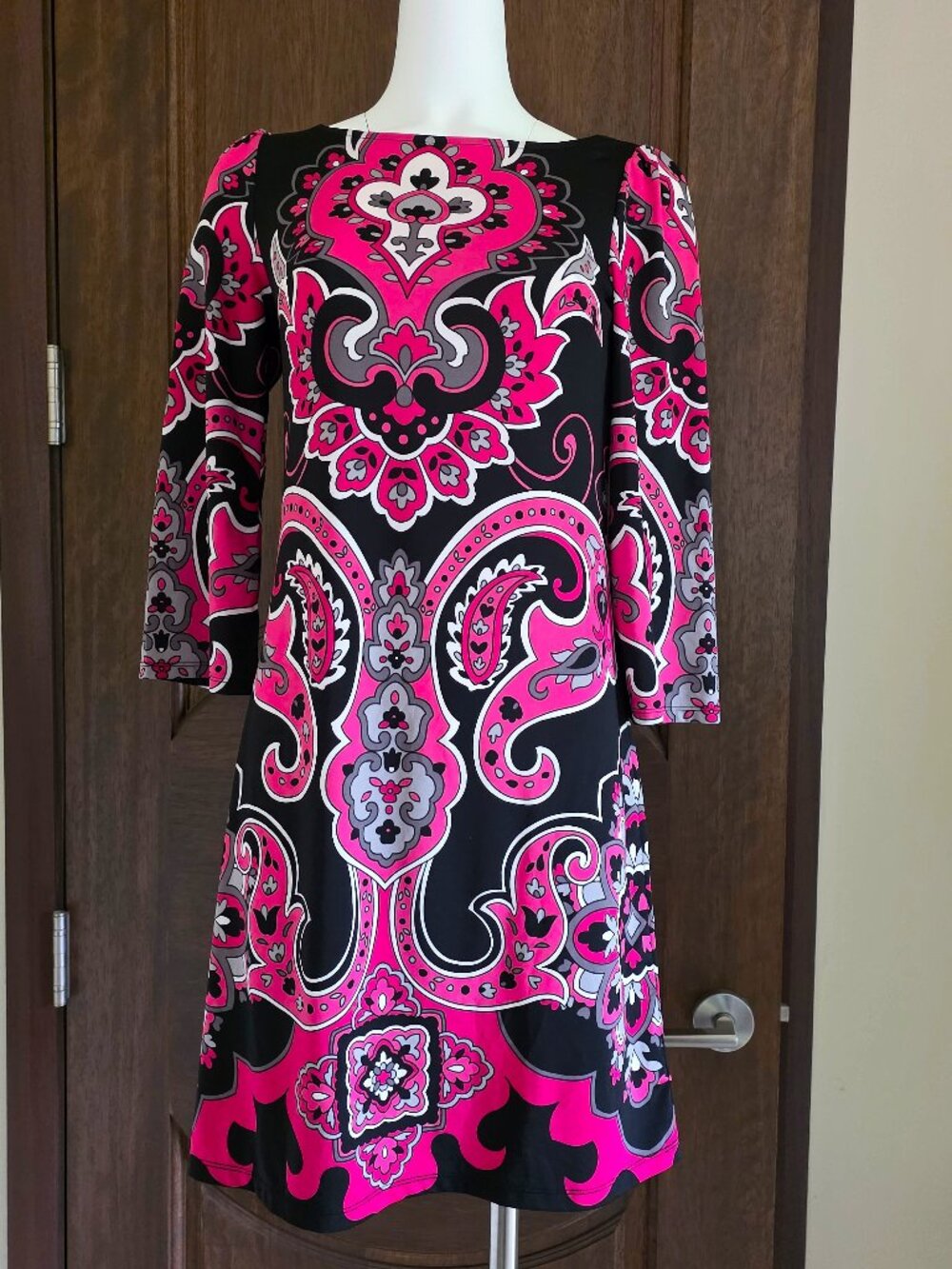 INC International Concepts Size S Black & Hot Pink Paisley Shift Dress LIKE NEW